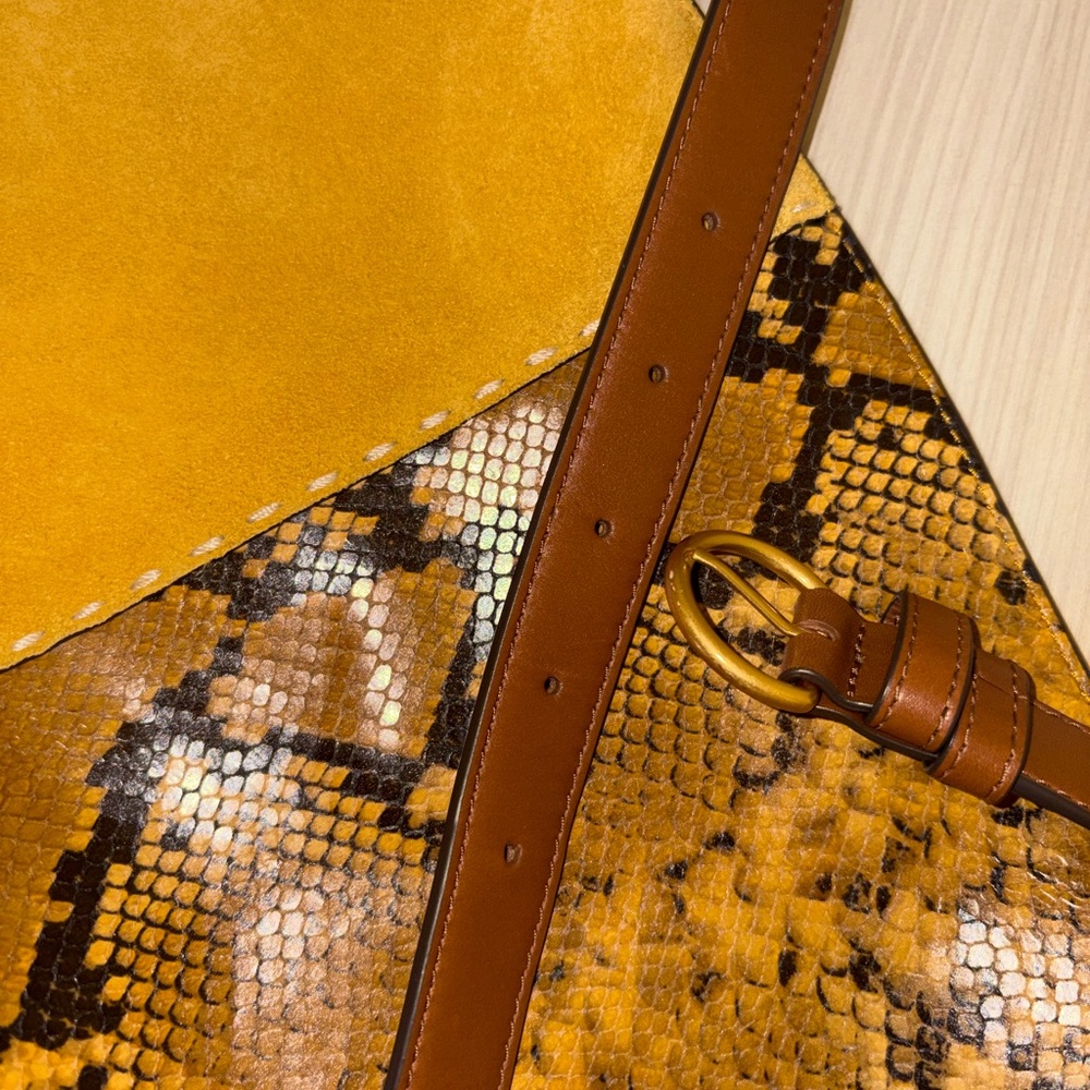 RARE: Tory Burch McGraw Snake-Embossed Leather & Suede Slouchy Hobo in Daylily. - Picture 8 of 8